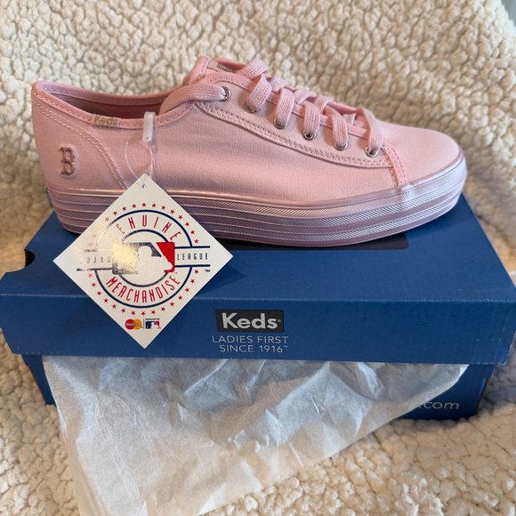 Women's Boston Red Sox Keds Pink Triple Kick Blush Shoes, size 9 and 10 - Picture 5 of 5